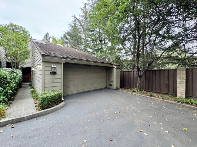 Photo - 2 Bedrooms, 2 Bathrooms, River Bend Condo,... Unit 2