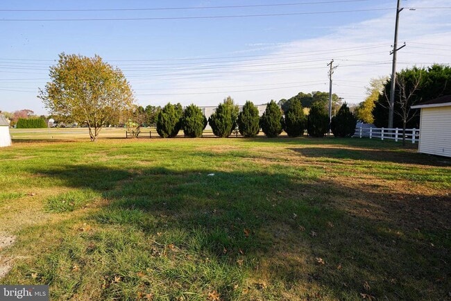 Photo - 335 Calvin Dr