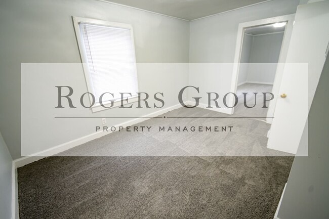 Photo - 502 Hilliard St