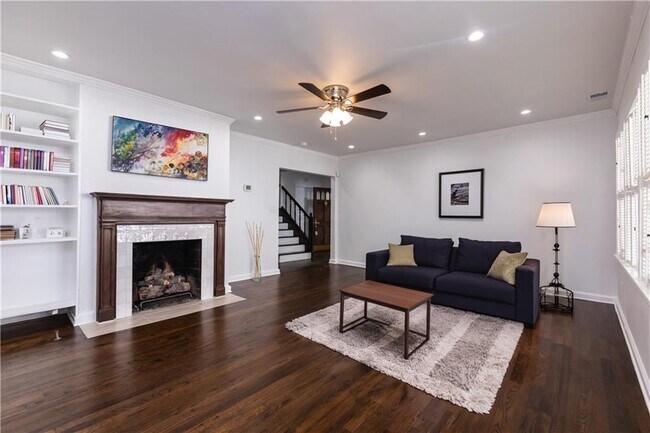 Photo - 88 Karland Dr NW