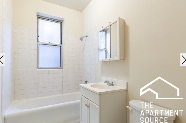 Photo - 556 W Aldine Ave Unit E2