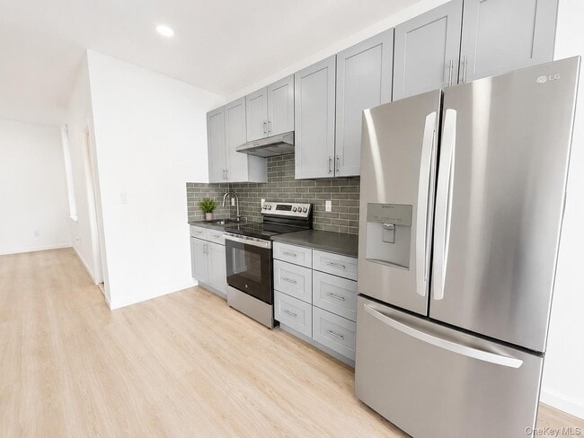 Photo - 69-46 64th St Unit 1R