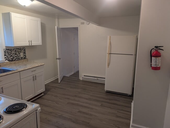 Photo - 204 Wesley St