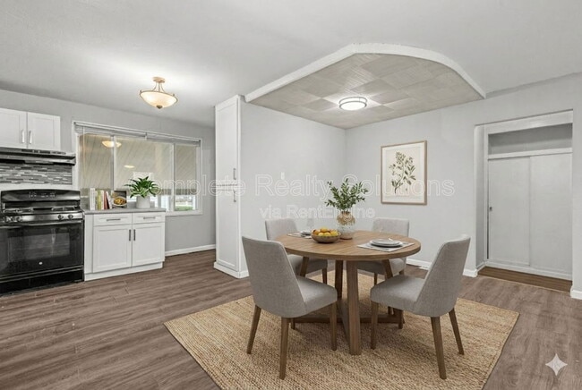 Photo - 2234 Berwyn Dr