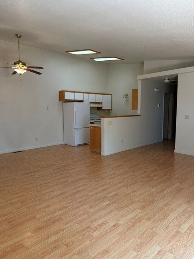 Photo - LI705-Gifford,Charles Unidad 707