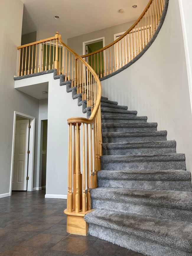 Photo - 7824 Watford Dr