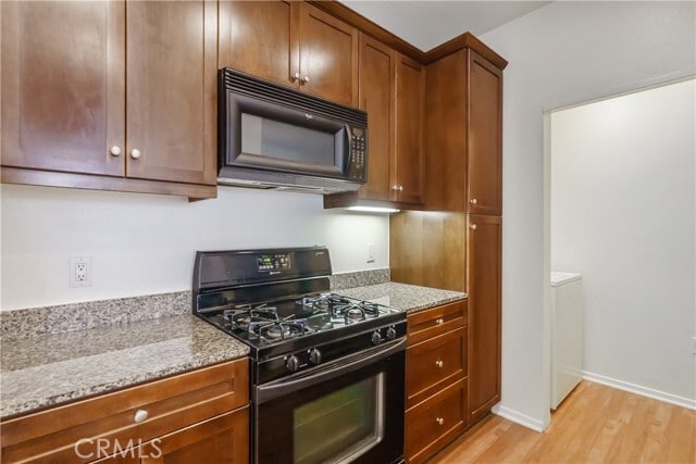 Photo - 1329 Scholarship