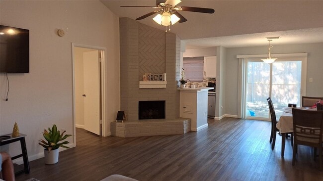 Photo - 19959 Salt River Ct