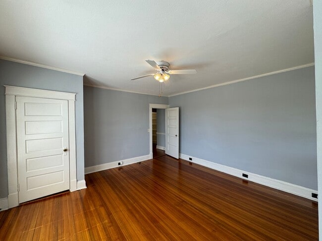 Photo - A Great Place to Call Home! Upstairs Apartment for Rent!!