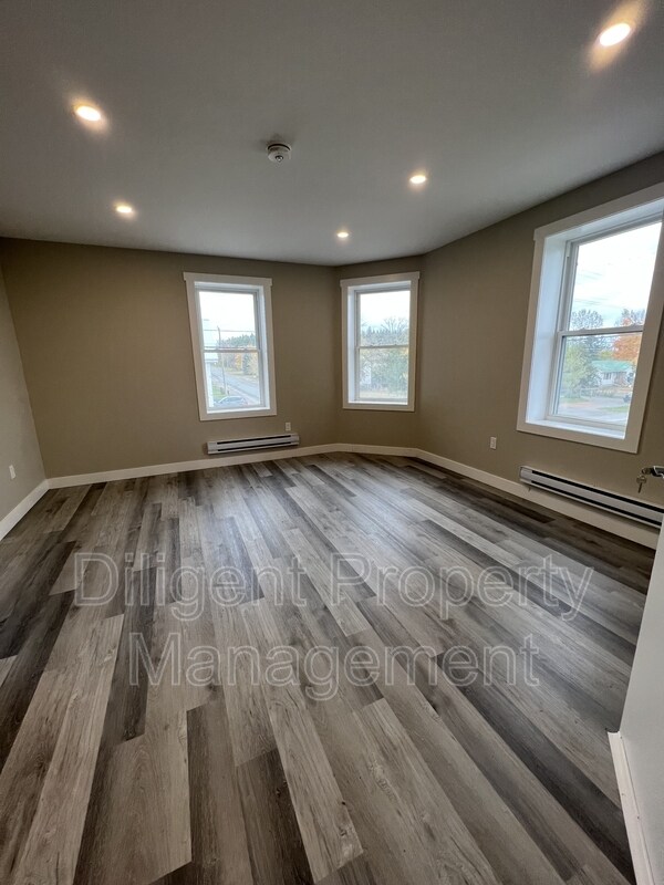 Photo - 2307 Elm Tree Rd