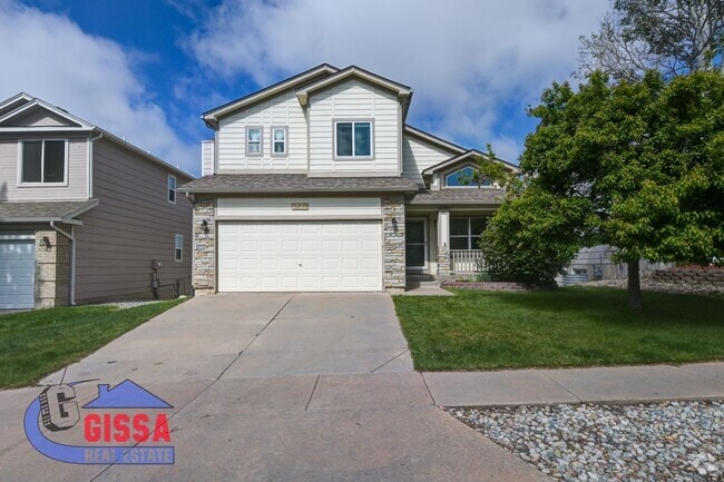 Building Photo - Beautiful home with views of Pikes Peak!