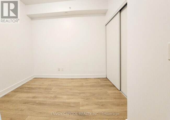 Photo - 128 Fairview Mall Dr Unit 207