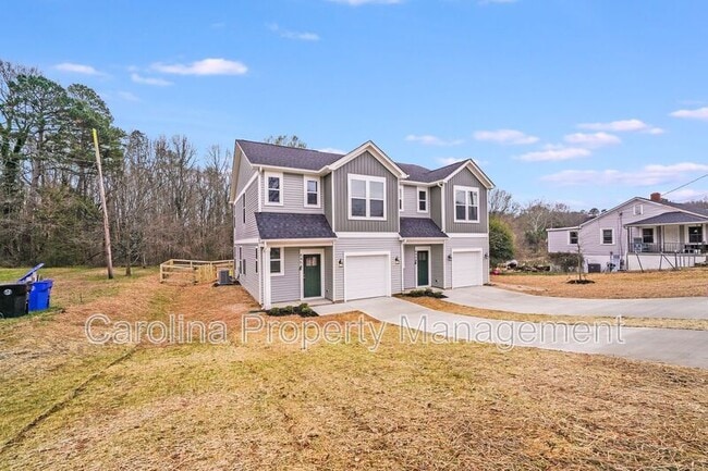 Photo - 645 Brookwood St