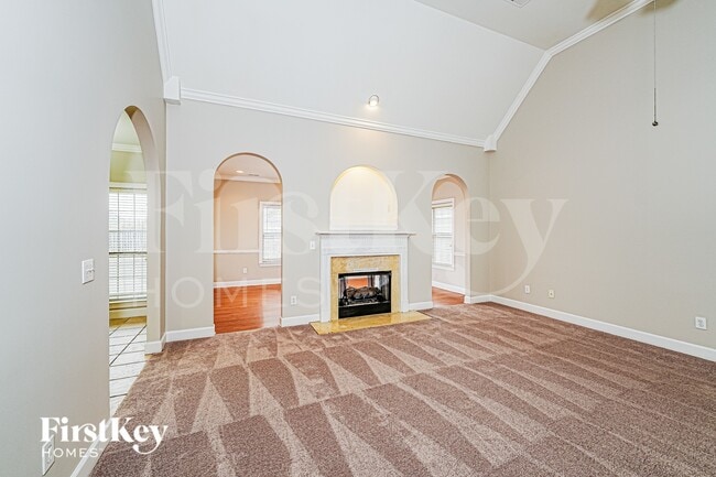 Photo - 388 Waterford Cove Trail