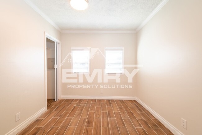 Photo - 1125 S Evergreen Ave Unidad 1