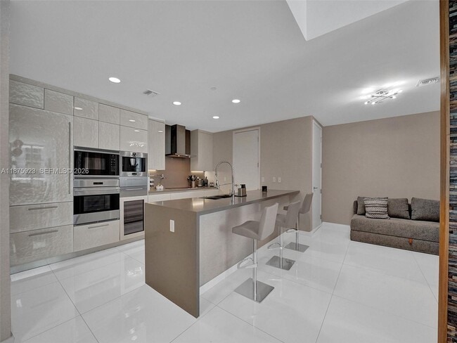 Photo - 17475 Collins Ave Unidad 503