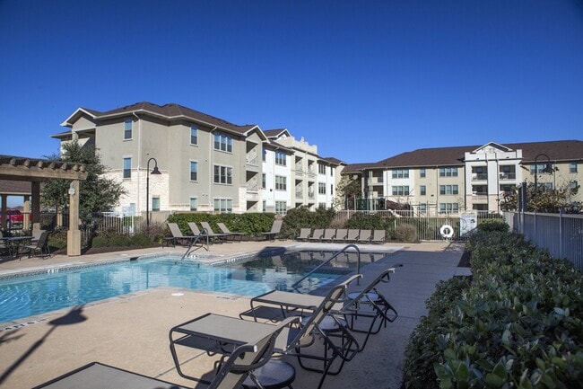 Photo - 5121 N Foster Rd Unit #5121