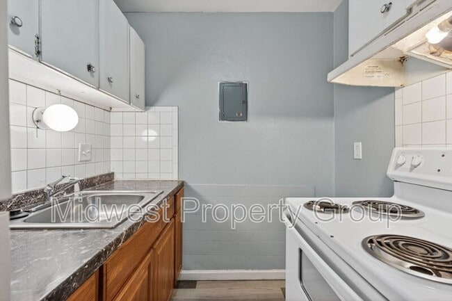 Photo - 3710 Geraldine Ave