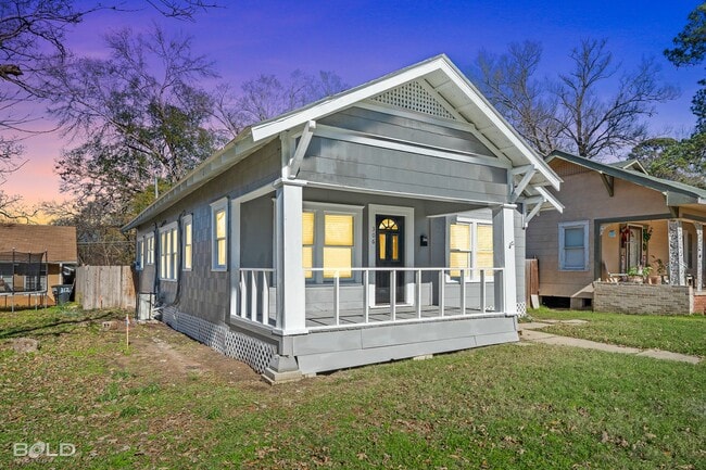 Photo - Check Out this 3 bed 2 bath