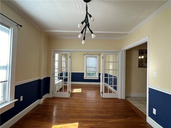 Photo - 26 Calvert St