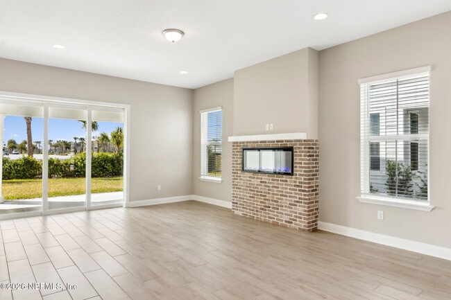 Photo - 571 Marquesa Cir