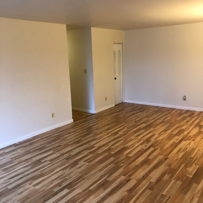 Photo - 115 Charlotte Way Condo Unit 301