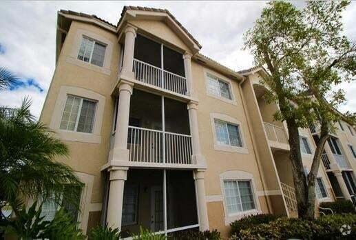 Building Photo - 8965 Okeechobee Blvd Unit 302 Rental