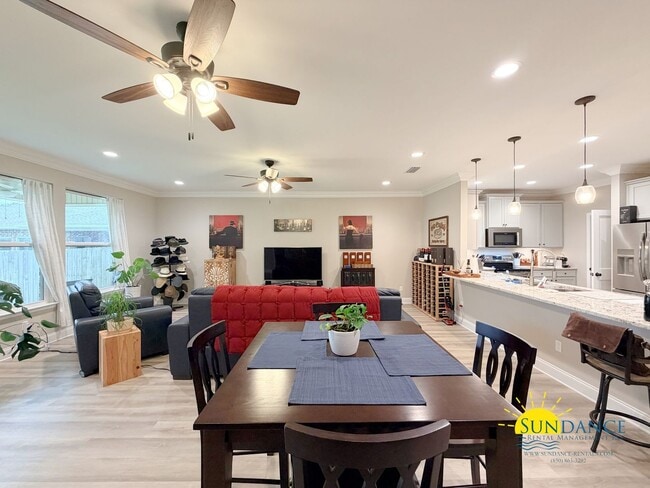 Photo - Stunning Shalimar 4 Bedroom / 3 Full Bathroom Home with Solar Energy Efficiency!