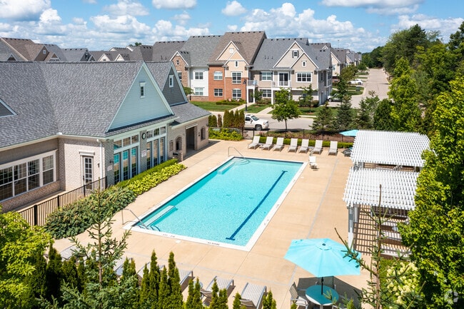 Swimming Pool - Centerra Pointe
