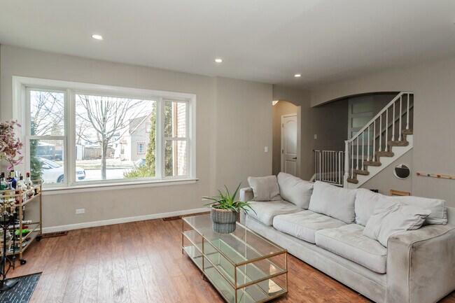 Photo - 9535 S Fairfield Ave Casa