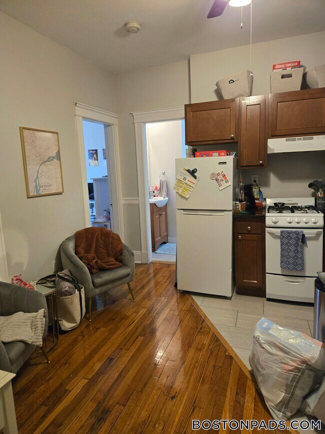 Photo - 1193 Commonwealth Ave Unidad 11