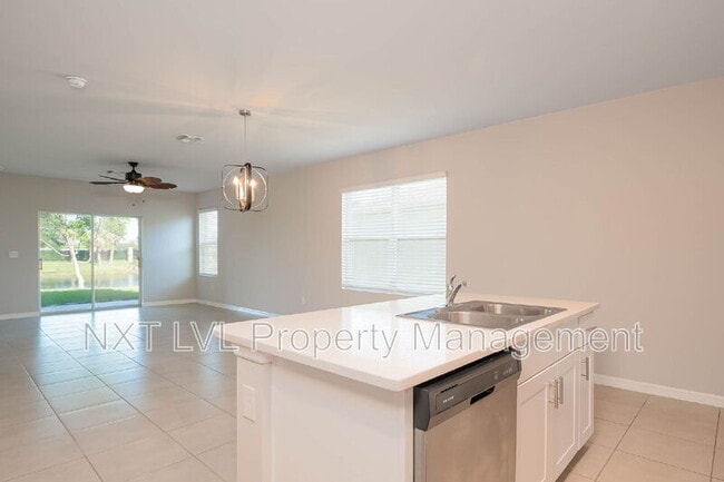 Photo - 18517 Cronin Sand Ln