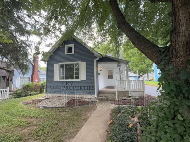 Photo - 1041 S Webster St House