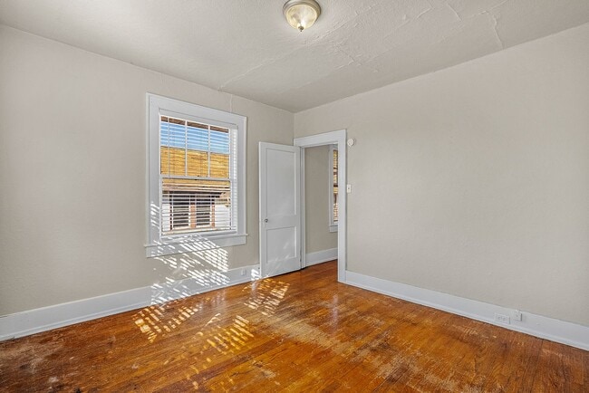 Photo - Highland Court