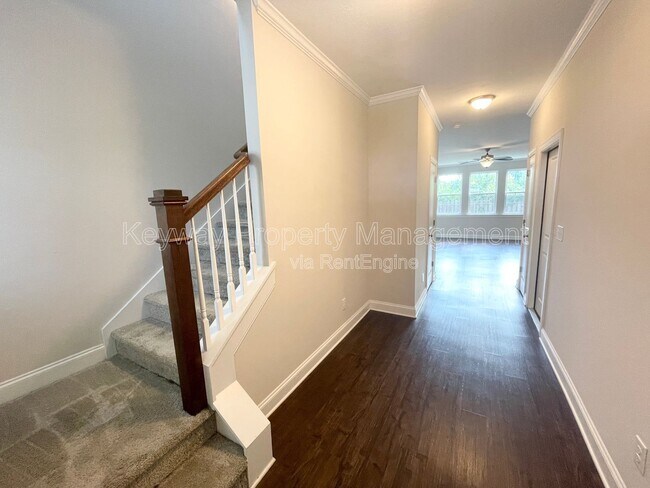 Photo - 1206 Cobblefield Dr