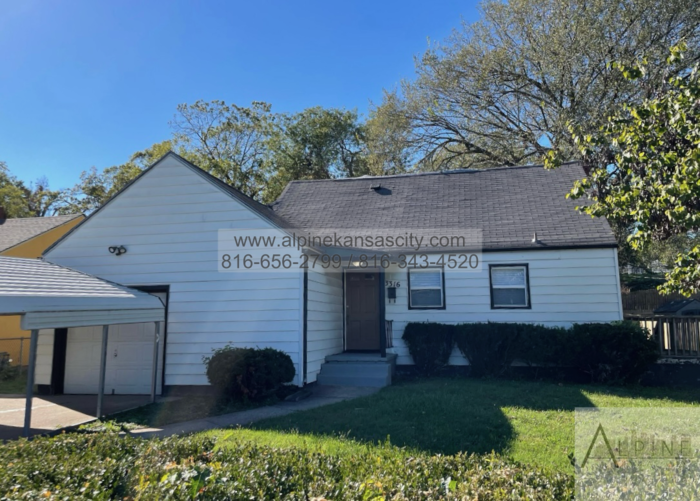 Midtown Home, Garage & Carport - Midtown Home, Garage & Carport