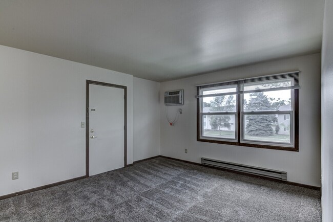 Hamilton Square Apartments