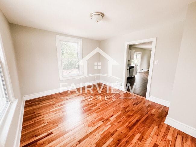 Photo - 3239 Mayflower Dr