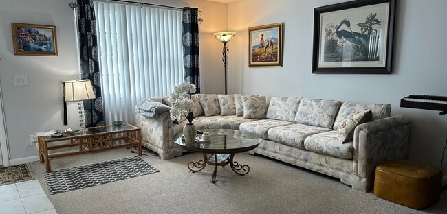 Photo - 415 Saxony Way Unit 415