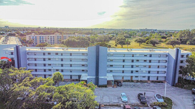 Photo - 5301 NW 2nd Ave Unit 308