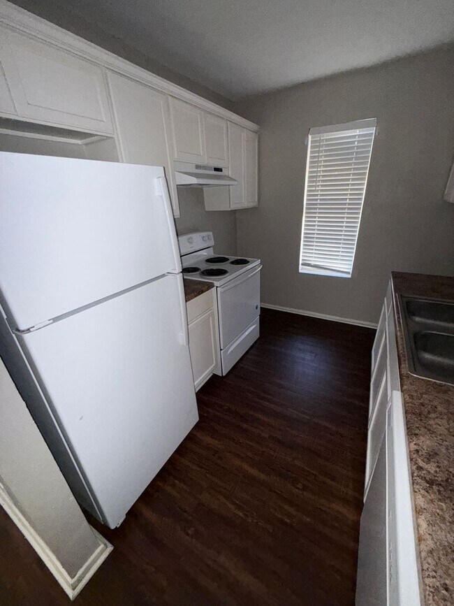 Photo - 3208 Salisbury Ave Unit 3