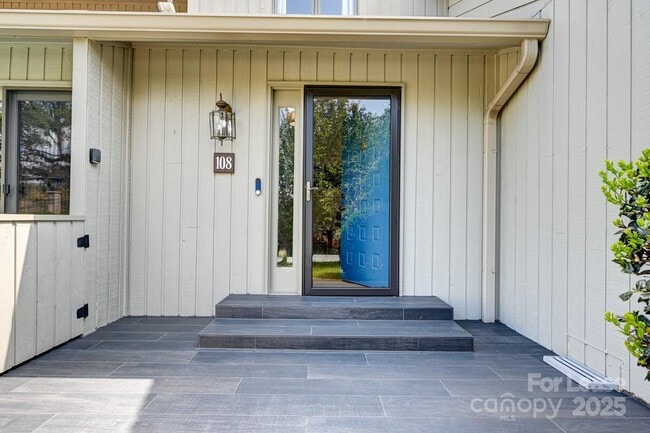 Photo - 108 Cloverleaf Ln