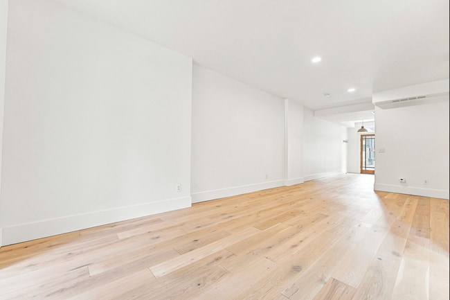 Photo - 2554 W 32nd Ave