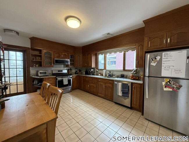 Photo - 449 Broadway Unidad 2