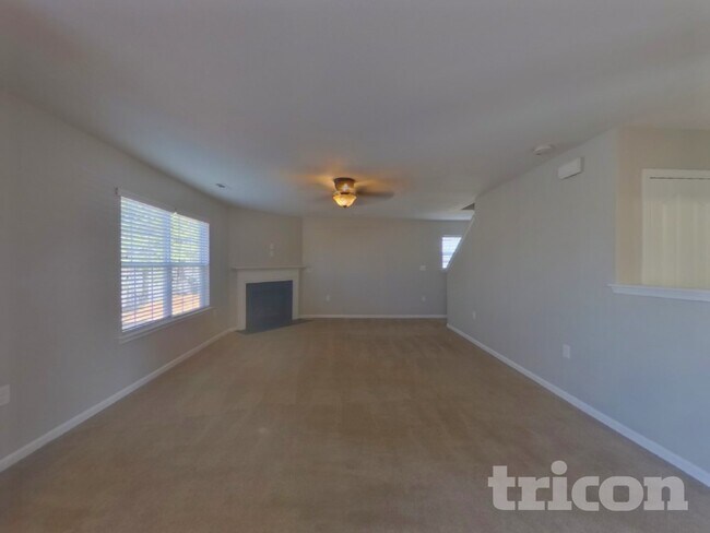 Photo - 3667 Hope Marian St