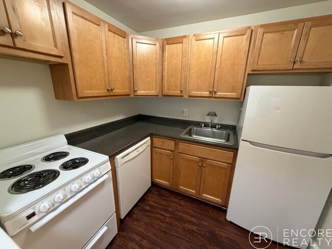 Photo - 33 Lancaster Terrace Unit 101