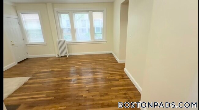 Photo - 244 Kelton St Unit 3