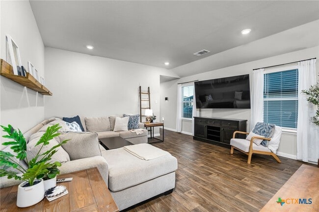 Photo - 155 Globe Mallow Cir