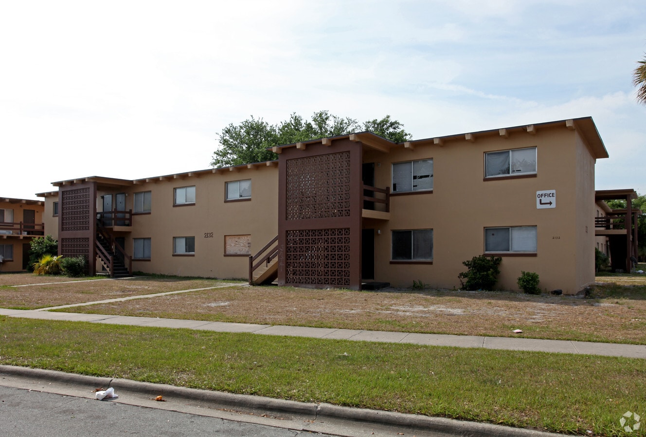 Washington Shores Apartments - Washington Shores Apartments