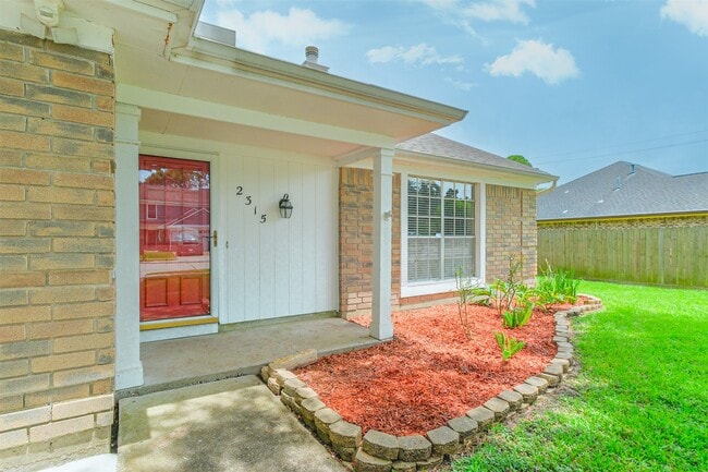 Photo - 2315 Cunningham Dr